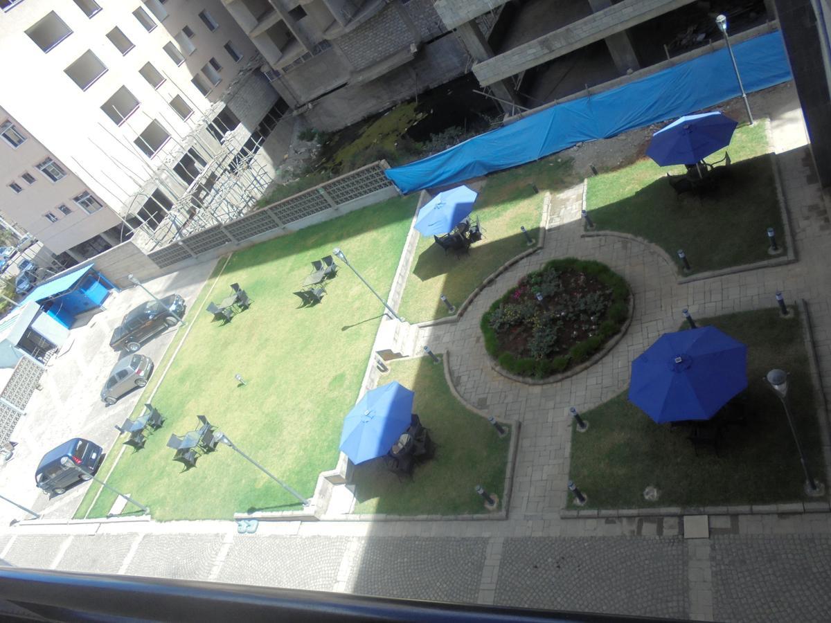 The Mosaic Hotel Addis Ababa Exterior photo