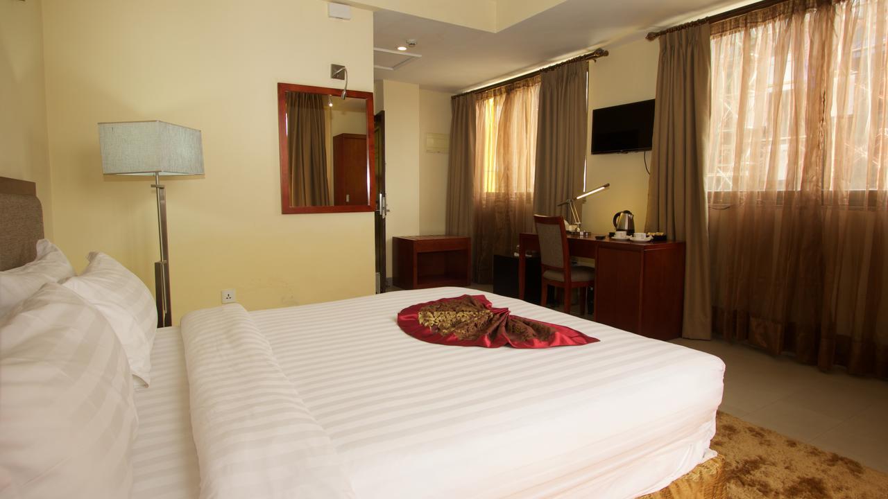 The Mosaic Hotel Addis Ababa Exterior photo