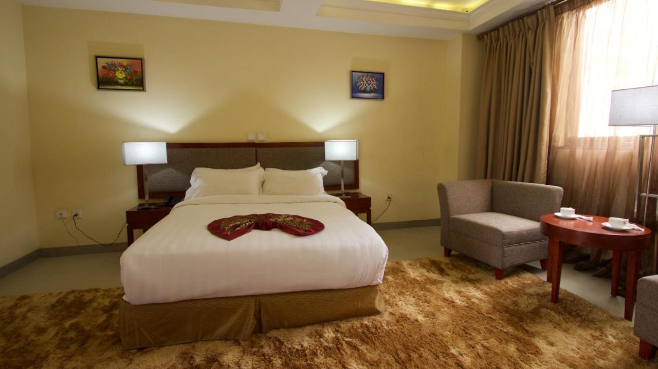 The Mosaic Hotel Addis Ababa Exterior photo